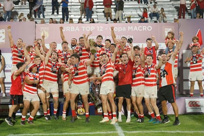 Alumni venció a Belgrano en tiempo suplementario y se coronó campeón del Top 12 de la URBA