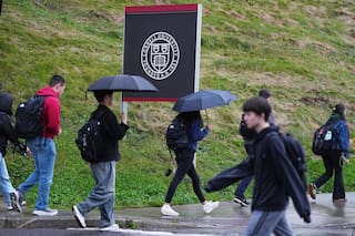 Publicaciones de solidaridad con "Jane Doe" inundan las redes tras demanda por violación en Cornell
