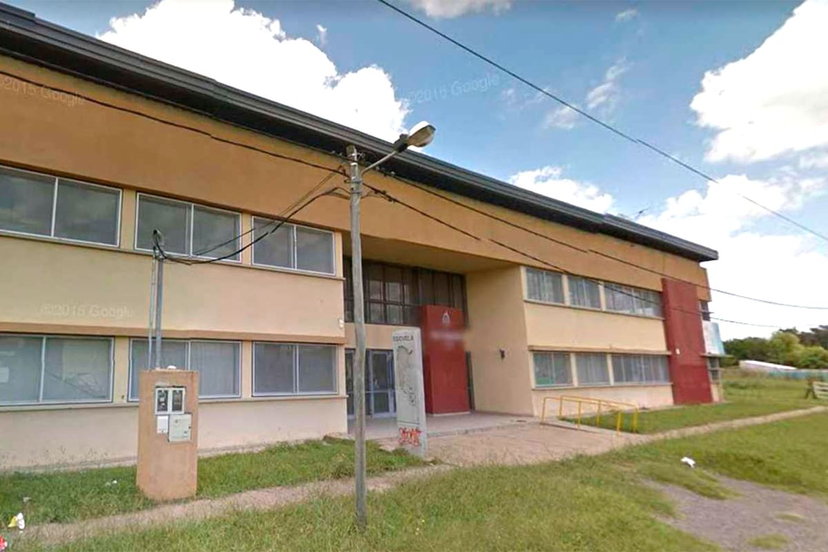Alumnos y docentes de la escuela secundaria N°11 de General Rodríguez se quejaron de la falta de gas y el frío en las aulas y recibieron una insólita respuesta del presidente del Consejo Escolar, Diego Bustamante