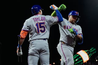 Álvarez pega dos jonrones y Mets respaldan a McLean en paliza de 10-3 a Gigantes