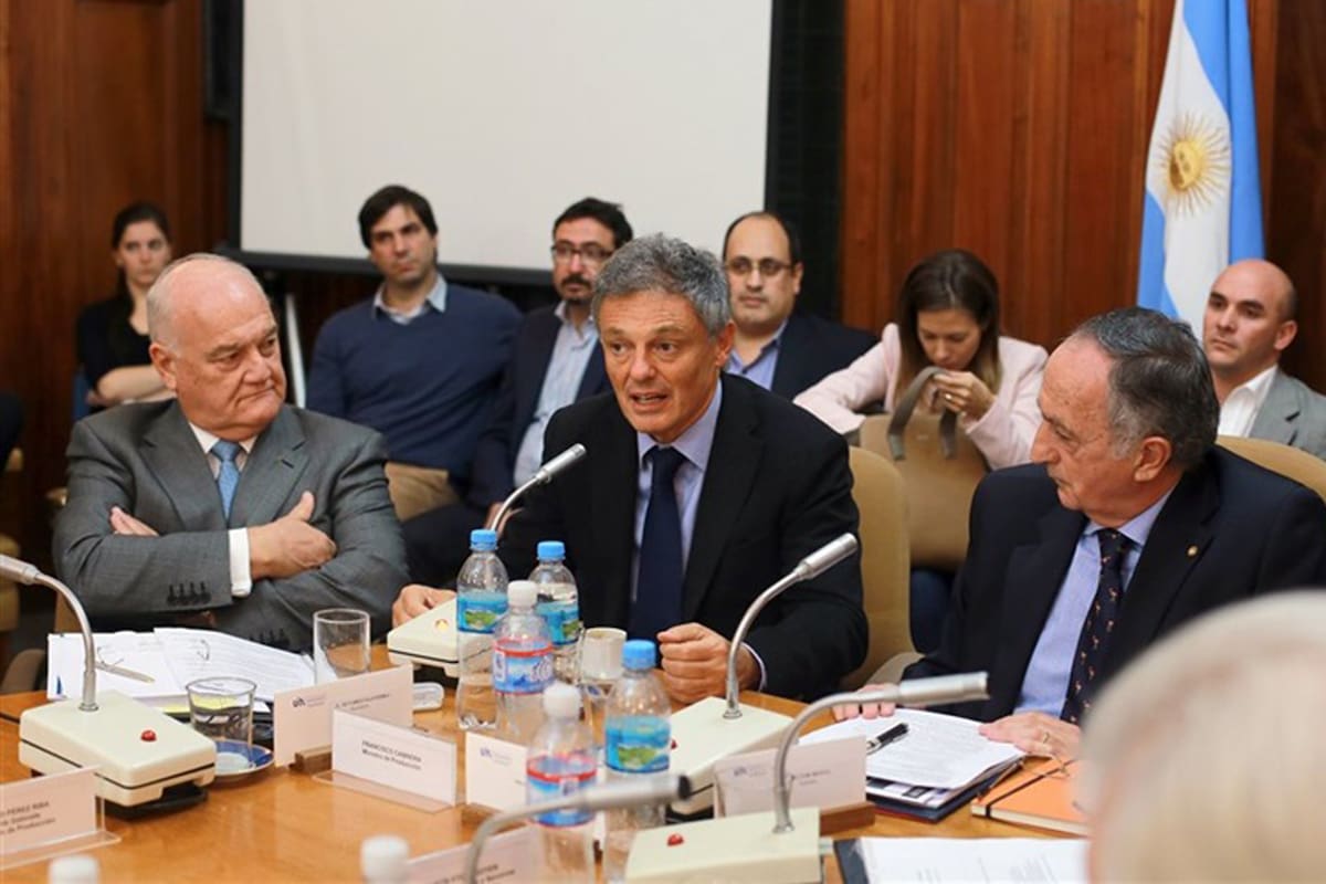 Álvarez Saavedra, Cabrera y Acevedo, ayer, en la reunión