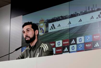 Álvaro Arbeloa se hizo cargo de Real Madrid tras la salida de Xabo Alonso del cargo de entrenador