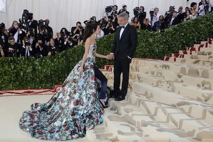 Amal Clooney traicionó a Tom Ford al elegir un vestido de otro diseñador a último momento