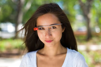 Los Google Glass fueron presentados hace casi una década como un dispositivo experimental, y la compañía no continuó su desarrollo más allá de un par de versiones