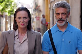Amarga Navidad: Almodóvar se desnuda en una película honesta y sofisticada