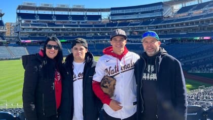 Amaury Monsalve tenía la green card desde hace 20 años, pero ahora permanece detenido por el ICE