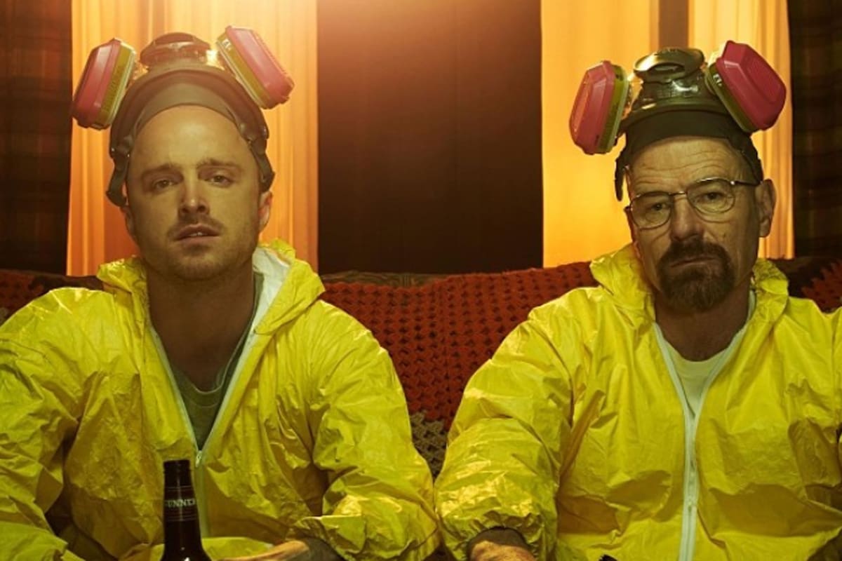 Ambos tuitearon una foto que daría indicios sobre la participación de Walter White en el film de la exitosa serie