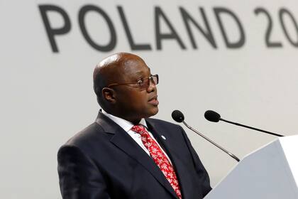 Ambrose Dlamini, el primer ministro de Esuatini, la última monarquía absoluta de África, antiguamente llamada Suazilandia