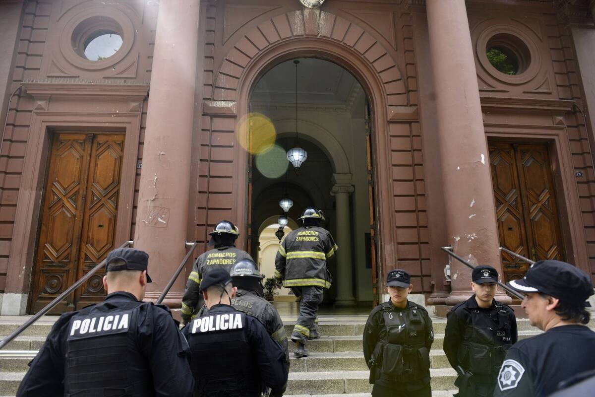 Amenaza de bomba en la intendencia y en el Concejo Municipal de Rosario