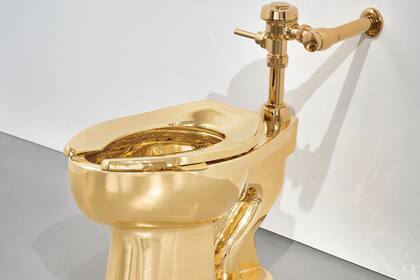 "América", de Maurizio Cattelan, fue comprada por la franquicia estadounidense Ripley’s Believe It or Not! por US$12,1 millones