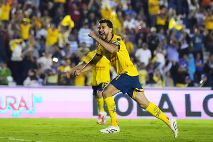 América doblega 2-1 a Cruz Azul para seguir en busca del tetracampeonato en la Liga MX
