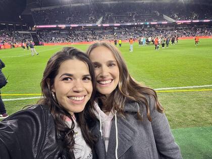 America Ferrera invirtió en un equipo de fútbol profesional solo de mujeres, fundado por la actriz Natalie Portman, en Los Ángeles