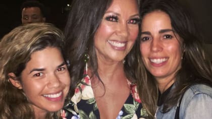 America Ferrera y Ana Ortiz fueron a apoyar a Vanessa Williams en un show a beneficio