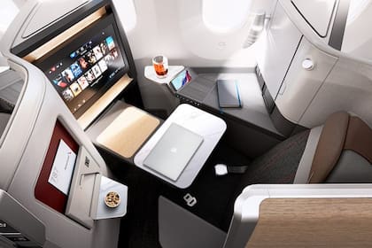 American Airlines presentó los nuevos asientos que tendrá su flota de larga distancia en 2024