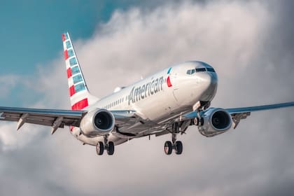 American Airlines publicó un mensaje a sus clientes tras el anuncio de la Administración Federal de Aviación de Estados Unidos (FAA, por sus siglas en inglés)