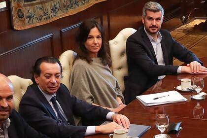 Amiga de Vidal, la ministra de Desarrollo Social levanta el perfil tras los rumores de una candidatura a vice, pero hereda problemas graves en las áreas que se fusionan con su ministerio