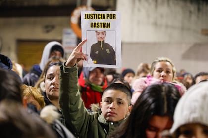 Amigos de Bastián participaron de la marcha