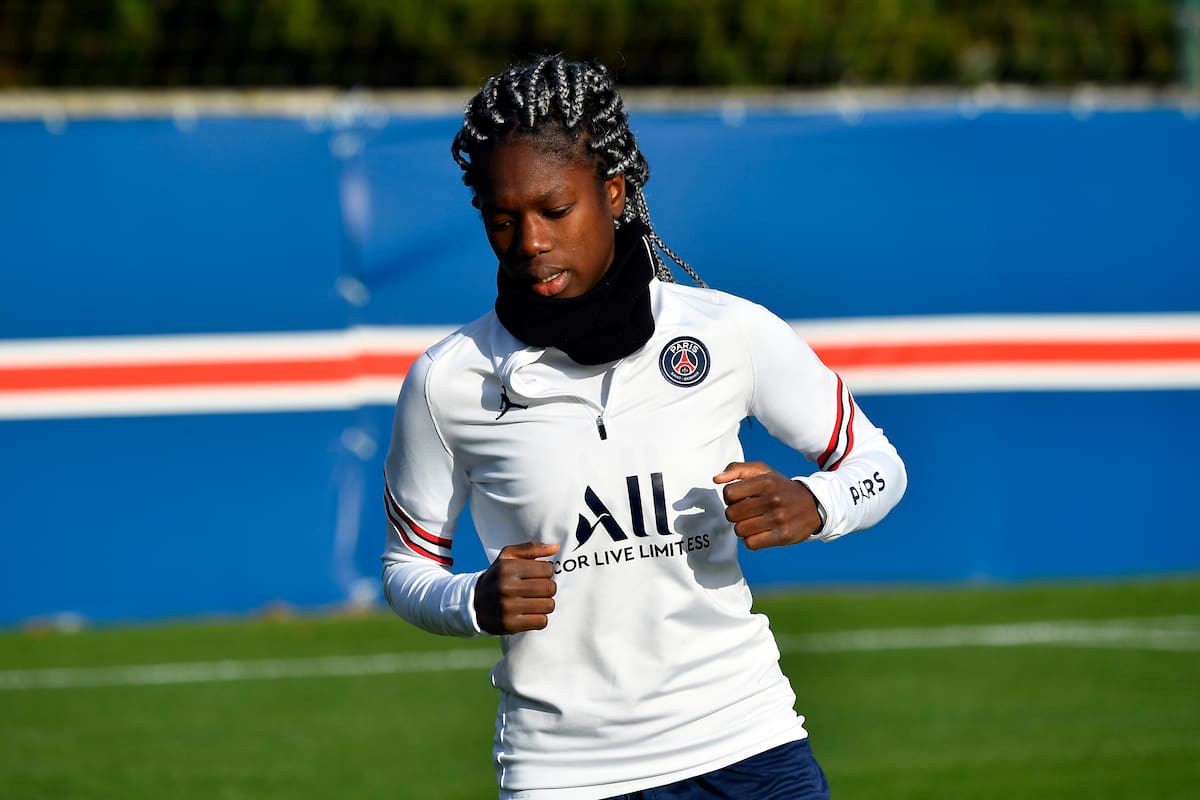 Aminata Diallo durante la práctica de PSG el 3 de noviembre; la agresión a su compañera se pordujo un día después