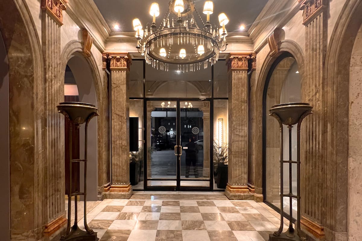 Amor, fortuna y tragedia, la historia del edificio Lancaster