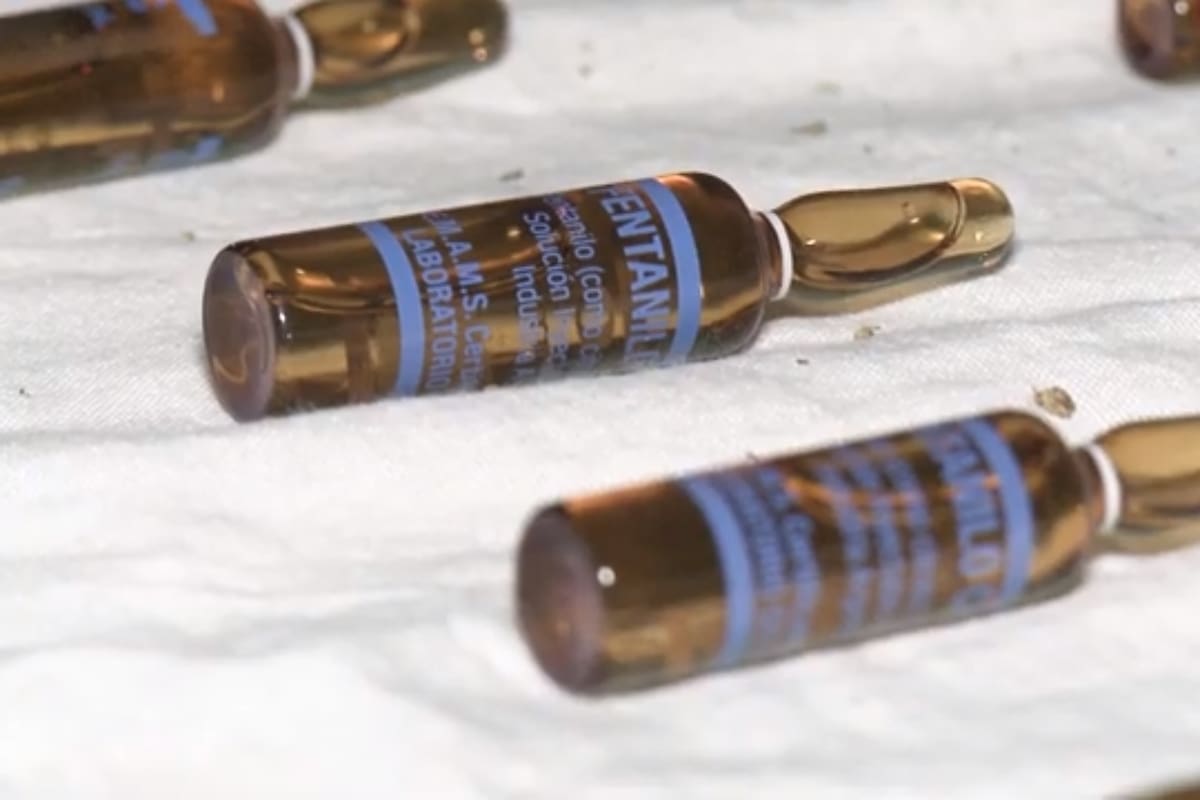 Ampollas de fentanilo de uso farmacéutico exclusivo, secuestradas durante el allanamiento a una banda narco de la villa Fraga, de Chacarita