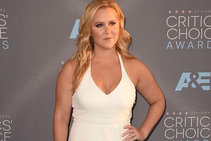 Amy Schumer, nominada 12 veces a los Premios Emmy, será una de las presentadoras de la ceremonia