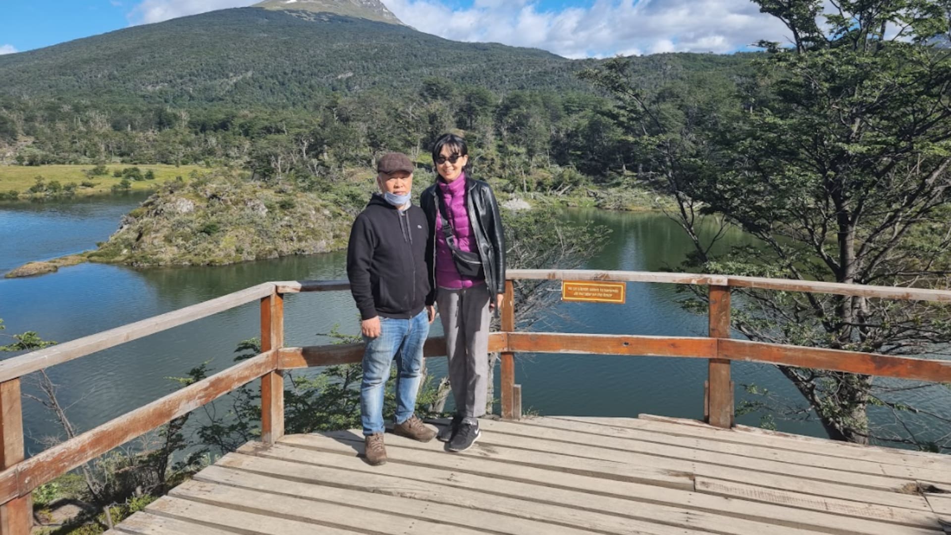 Ana Cheong y Víctor Ho se casaron hace 33 años. Se conocieron en una iglesia evangélica. Ella era la hija del pastor.