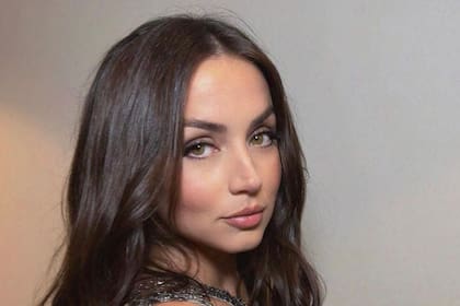 Ana de Armas es una actriz cubana radicada en Estados Unidos que ganó fama mundial tras ser nominada al Oscar por su papel de Marilyn Monroe en Blonde