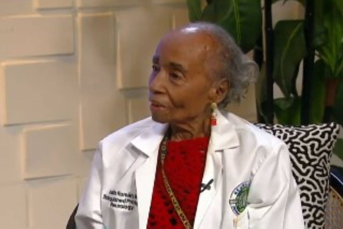 Ana Judith Román, de 94 años, fue la primera mujer neuróloga de Puerto Rico