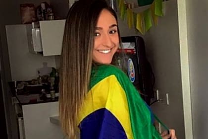 Ana Karolina Fernández, la estudiante universitaria brasileña de 22 años murió tras caer en el hueco del ascensor