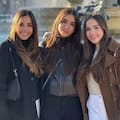 Es trilliza, tiene 23 años y sus dos hermanas y sus padres murieron en el sismo de Colombia