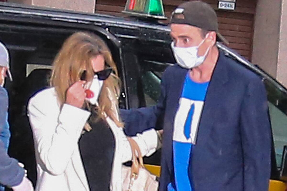 Ana Obregón y su expareja, padre de su hijo, asistieron al velatorio