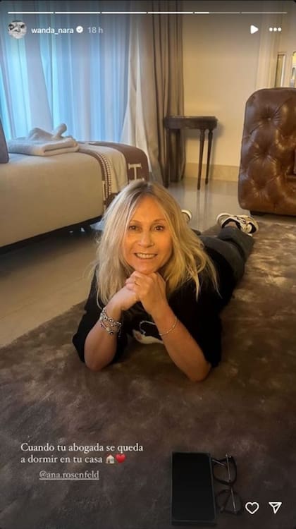 Ana Rosenfeld fue invitada por Wanda Nara a una pijamada