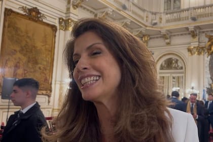 Analía Maiorana en la asunción de Santilli