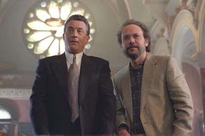Analízame abordó la psicoterapia en clave de humor con la historia de un jefe de la mafia, Robert DeNiro, que acude a un psicólogo (Billy Crystal)