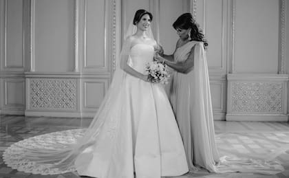 Anamá Ferreira junto a su hija Taína, en el día de su casamiento