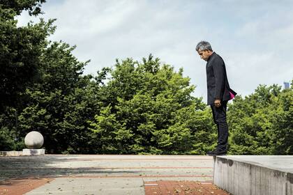 Anand Giridharadas asegura que la solución pasa por una mayor participación ciudadana
