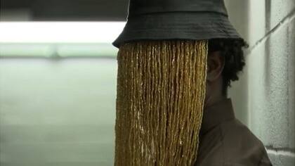 Anas Aremeyaw Anas es un abogado de Ghana que se convirtió en reportero de investigación y presenta ocasionalmente el programa Africa Eye de la BBC