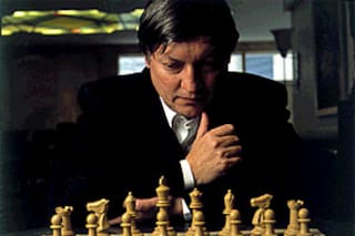 Karpov, internado en grave estado: su hija niega que haya sido víctima de un ataque