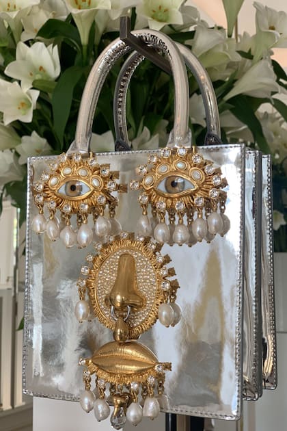 Anatomy Jewelry Bag, de Schiaparelli