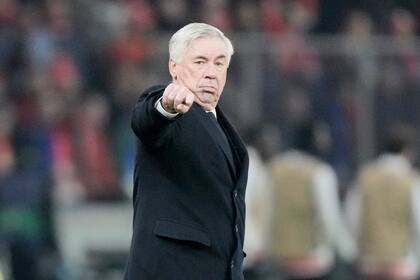 Ancelotti debe responderle a Real Madrid si sigue o no