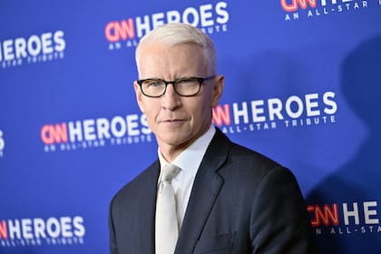 Anderson Cooper anuncia su salida de "60 Minutes"; permanecerá en CNN