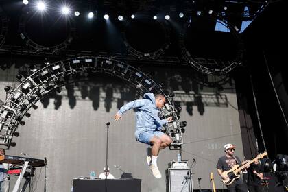Anderson Paak, fue una de las grandes sorpresas del primer día del Lollapalooza con su mezcla de rap y soul, en una jornada que tuvo fenómenos pop como el de Camila Cabello, una buena cuota local bien representada por Dante y Las Pelotas y los esperados conciertos de Imagine Dragons y Red Hot Chilli