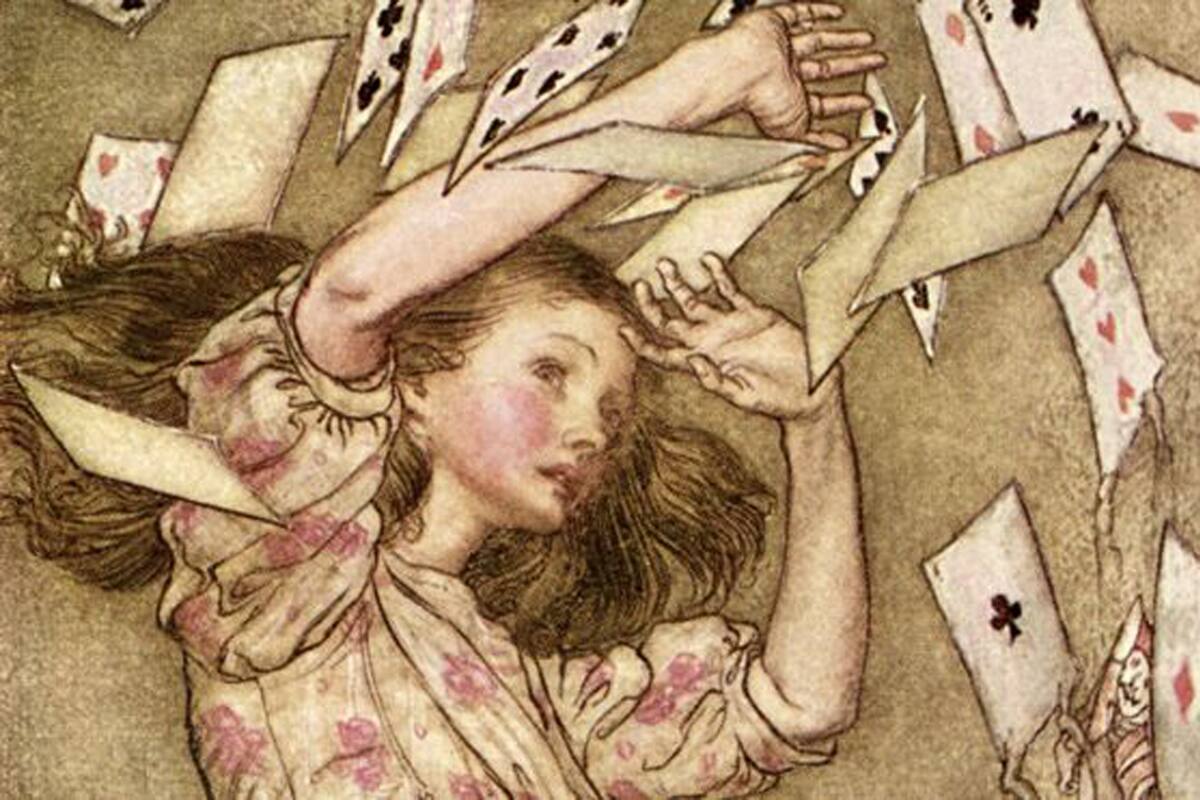 "A Alicia le habían pasado tantas cosas extraordinarias aquel día, que había empezado a pensar que casi nada era en realidad imposible"