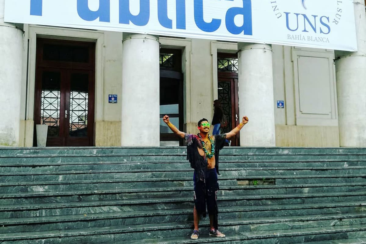 "Ahora quiero conseguir trabajo para regalarle algo a mis papás y devolverles el esfuerzo que hicieron de alguna forma", afirma Christian.