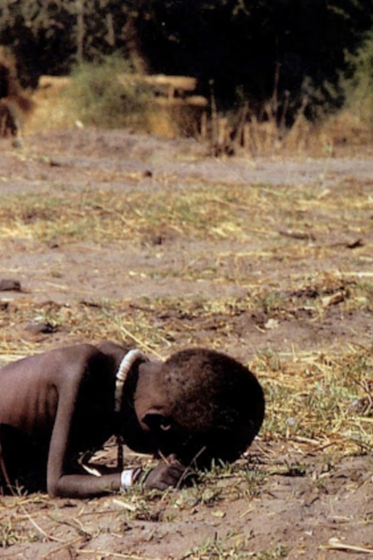 "El buitre y la niña" (New York Times/Kevin Carter)