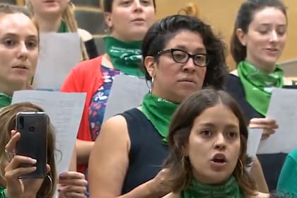 "El violador sos vos" se cantará mañana frente al Congreso.