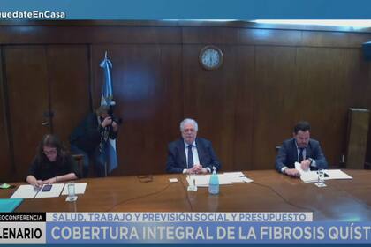 "Estamos ante un muy buena intención, pero con una incorrecta forma de abordarlo. Va a ser muy difícil que los objetivos de la ley puedan ser cumplidos", expresó el ministro de Salud, Ginés González García, sobre la ley de Fibrosis Quística
