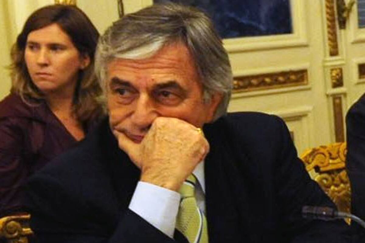 "Esto no lo vi nunca en mis 50 años de profesión", afirmó el ex ministro de Salud bonaerense, Claudio Zin