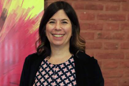 "La normativa es que no hay vuelos de cabotaje, por más que vos le puedas pagar al piloto y tengas la plata del mundo para que te lleven", criticó la conductora.