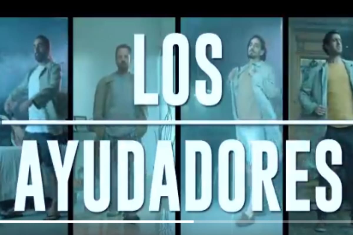 "Los ayudadores" es un spot que busca concientizar sobre el reparto de tareas hogareñas en las que cuatro hombres se ofrecen a "ayudar" en los quehaceres, en lugar de repartirlos equitativamente